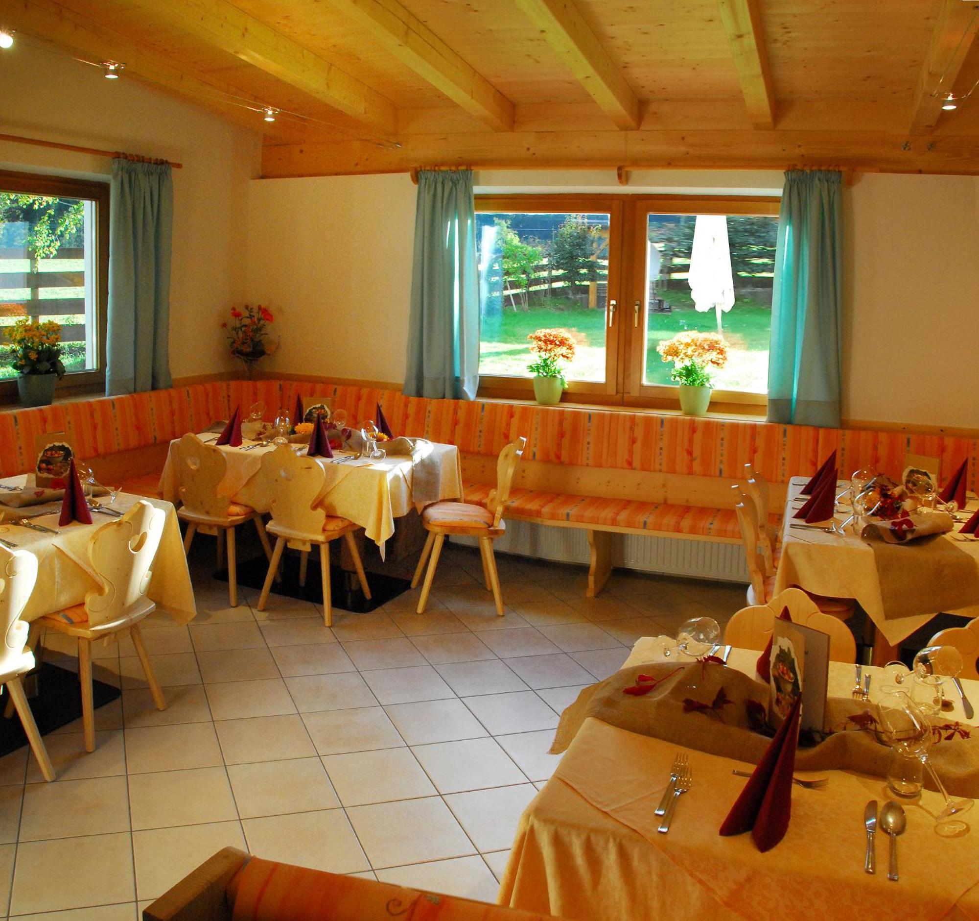 Hotel Bergblick Racines Exterior photo