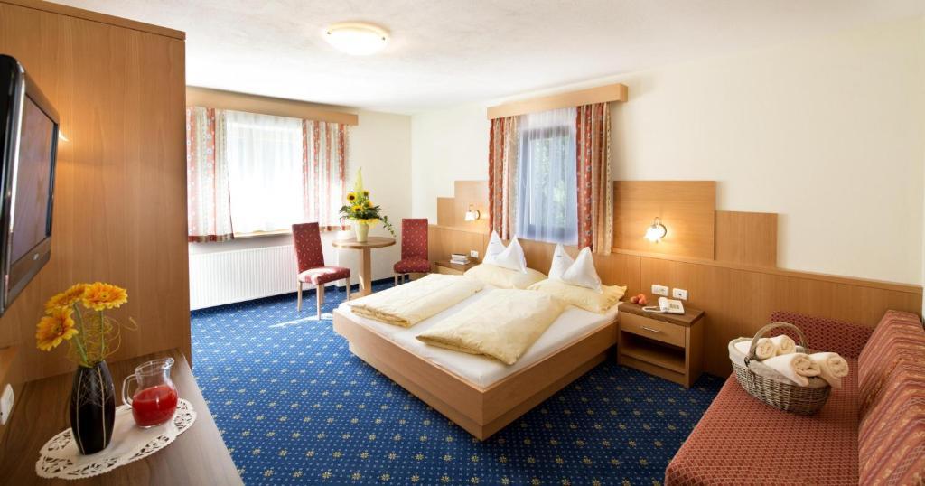Hotel Bergblick Racines Room photo