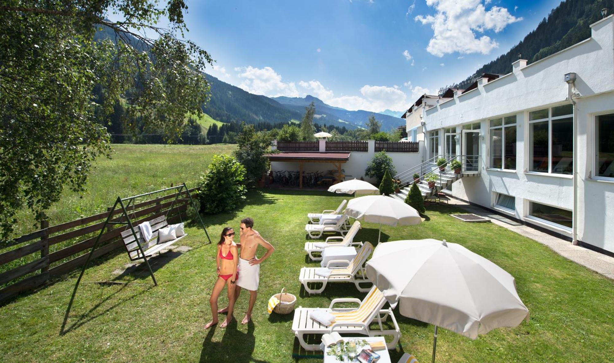 Hotel Bergblick Racines Exterior photo